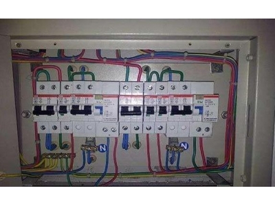 臺達(dá)變頻器一接通電源就跳閘的原因-東莞臺達(dá)變頻器代理商
